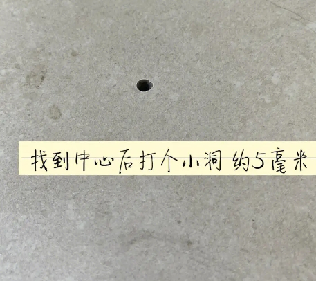 大洼瓷砖空鼓维修公司专业解答在瓷砖铺贴过程中，如果砂料搅拌不均匀，将会带来以下问题